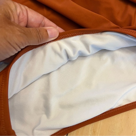 3 One Piece Suits: Black Cut Out Pin Up, Rust Ruffle, Black Low Back ➕ Sarong - Picture 7 of 11